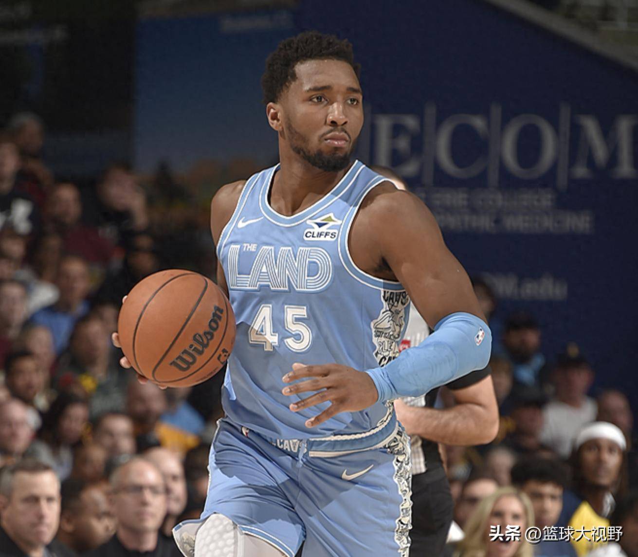  西亚卡姆爆冷击败IG，精彩发挥引爆全场！